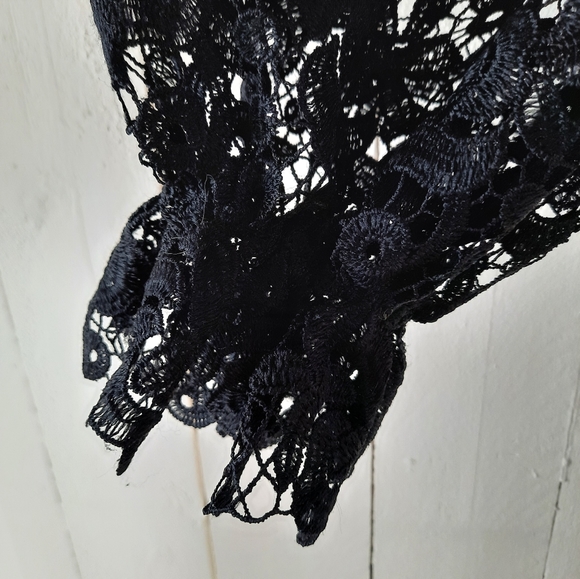 Broderie anglaise black lace peplum top - Picture 3 of 5